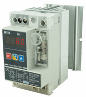 DSC-240  Для сети 1х220В, На номинальный ток 32А, размером 105х60х120 мм, предохранитель 1038 ( ? 10 x 38 )